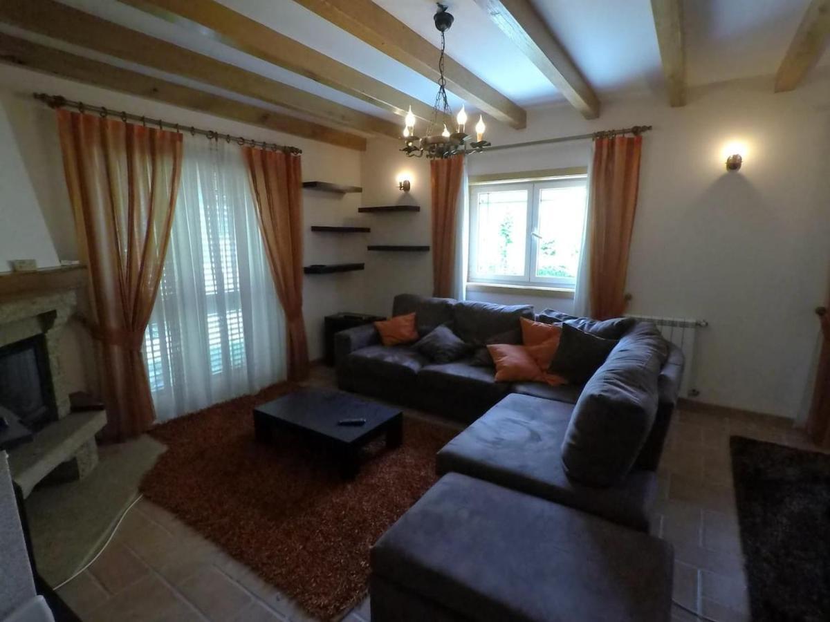Valadas Guest House Canedo  Luaran gambar